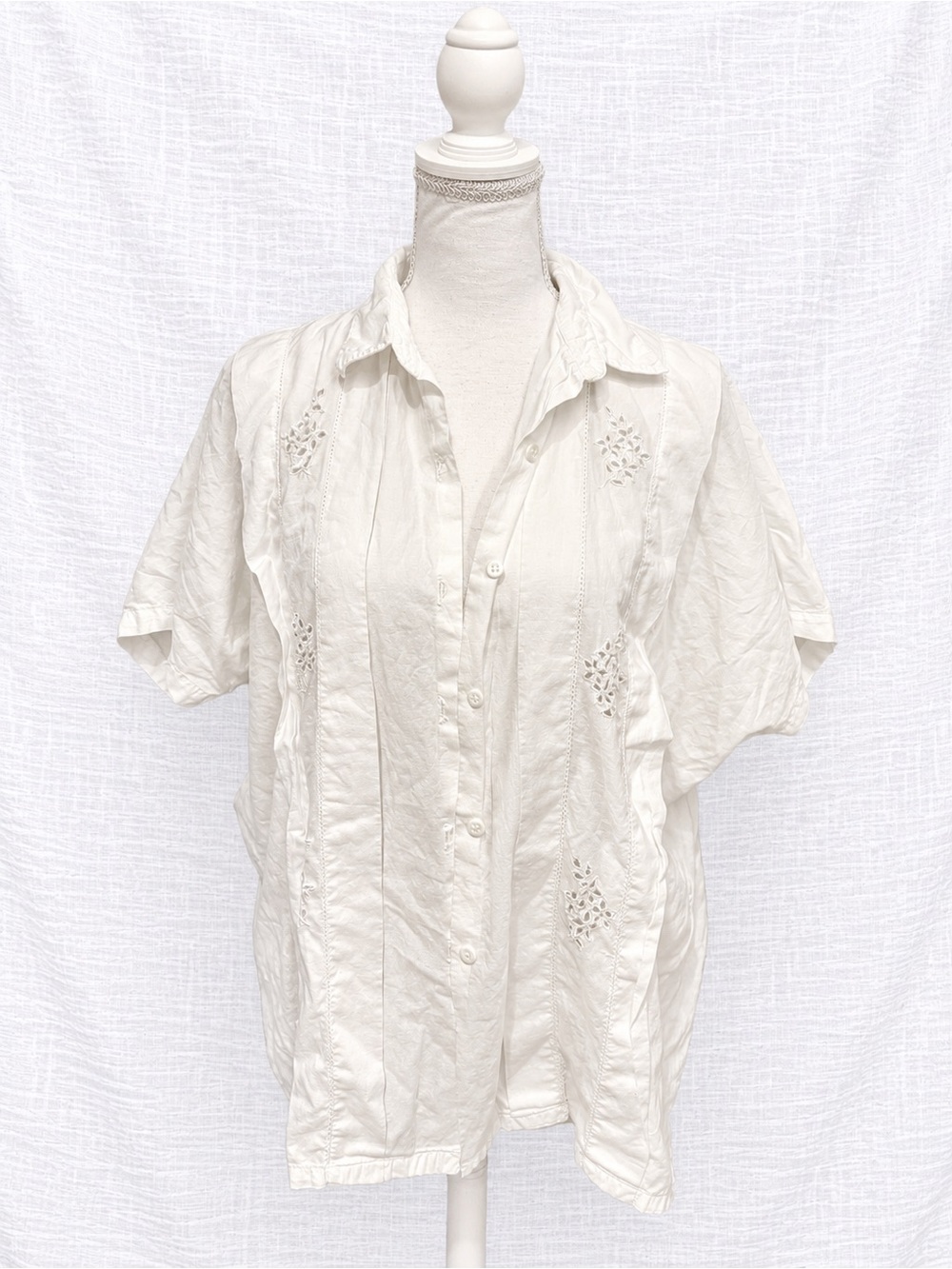 Fairbrook White 100% Cotton Embroidered Button Front Blouse Women’s L